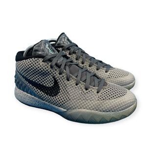 Nike Youth/Mens Kyrie Irving 1 All Star Sneaker Size youth 6.5